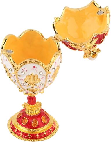 صندوق حلية بيض فابرجيه العتيق باللون الذهبي والأحمر الإمبراطوري صندوق حلية جميل بالمينا الغنية وأحجار الراين المتلألئة لتخزين الهدايا الفاخرة وديكور المنزل ومجموعة in Kuwait