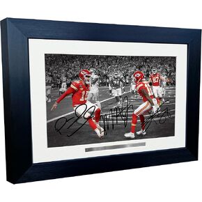 Kitbags & Lockers Patrick Mahomes Mecole Hardman Travis Kelce Kansas City Super Bowl LVIII 58 Winners Autographed Signed 12x8 A4 Photo Photograph Picture Frame American Football Poster Gift BW, Black