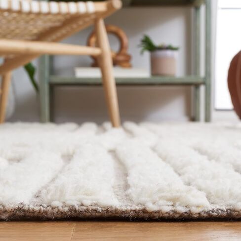 SAFAVIEH Kilim Collection Runner Rug - 2'3" x 7' Runner, Beige & Ivory, Handmade Mid-Century Modern Textured Wool, Ideal for Living Room, Bedroom, Dining Room (KLM652B-27) in Saudi Arabia