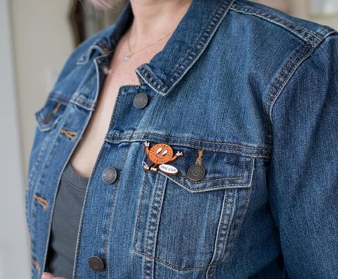 دبوس بريميير لوك ميس مينتس إصدار محدود من شركة مارفل | حصري للتو in Kuwait