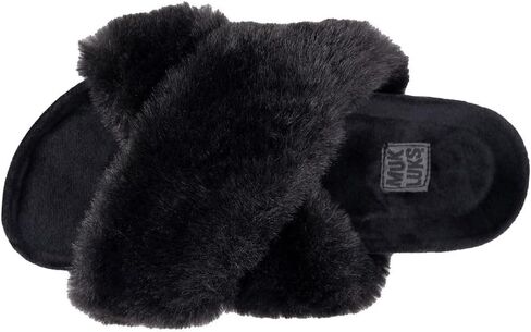 MUK LUKS Women's Hydrangea Slipper in Saudi Arabia
