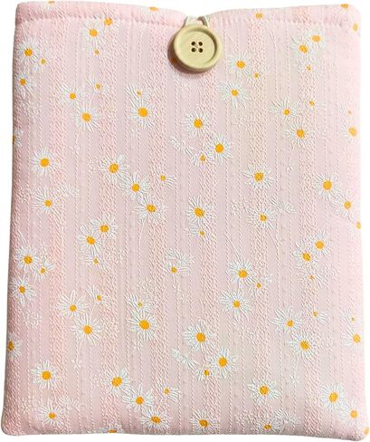 غلاف كتب من القماش المطرز من Daisy - غلاف كتاب أنيق، واقي مبطن للكتب الورقية والأغلفة الصلبة، مثالي لمحبي الكتب، مقاس 10.6 × 8.7 بوصة، زر خشبي (أبيض وبيج) in Kuwait