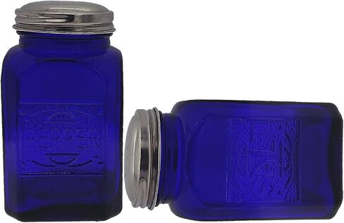 Vintage Salt and Pepper Shakers (Green, Medium) in Saudi Arabia