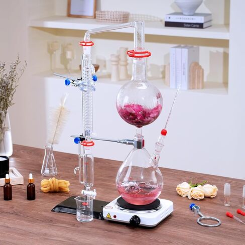 مجموعة تقطير الزيوت العطرية VEVOR، جهاز تقطير 2000 مل، مجموعة تقطير زجاجية 3.3 Boro Lab مع لوحة تسخين 1000 وات و24، 40 وصلة، مجموعة 28 قطعة in Kuwait