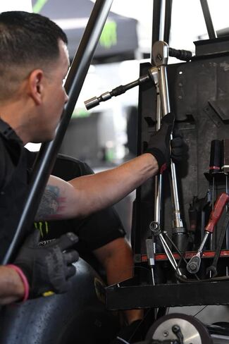 Mechanix Wear: قفازات العمل المتخصصة (كبيرة، أسود/رمادي) in Kuwait