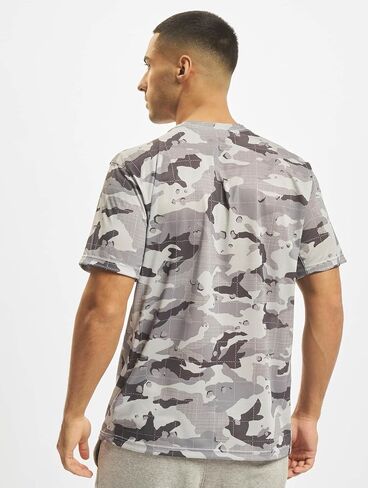 Nike Men's Legend Short Sleeve Training Tee (Medium, Grey Fog) in Saudi Arabia
