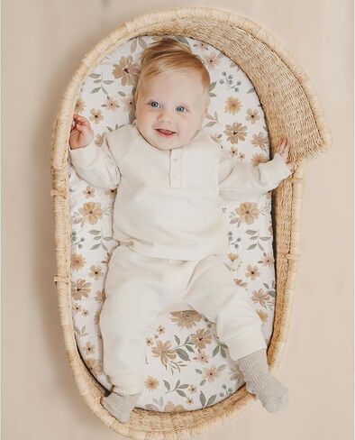 Konssy 2 Pack Muslin Bassinet Sheets for Baby Girls Boys, 32"x16" | 100% Cotton, Soft & Breathable Bassinet Mattress Sheets, for Halo Bassinest Swivel Sleeper, Graco, Snoo (Chestnut,Posy) in Saudi Arabia
