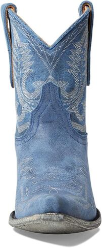 أولد جرينجو نيفادا بلو 8.5 بي (م) in Kuwait