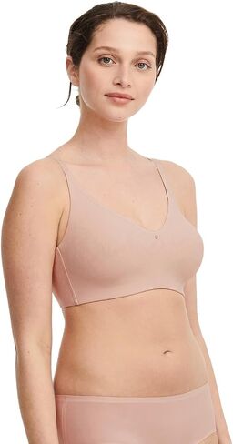 Chantelle Women's Comfort Chic Back Smoothing Wireless Bra in Saudi Arabia