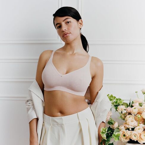 Chantelle Women's Comfort Chic Back Smoothing Wireless Bra in Saudi Arabia