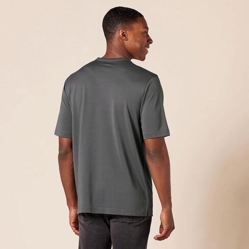 Amazon Essentials Men's Recycled Polyester Regular-Fit Short-Sleeve Quick-Dry Jersey Henley, Pack of 2 in Saudi Arabia