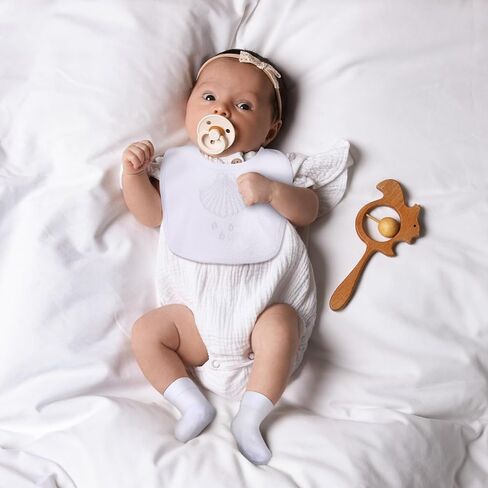 مجموعة Jiuguva 4 قطع من مريلة المعمودية والجوارب ملابس التعميد للأولاد مريلة وجوارب بيضاء مطرزة للمعمودية للأطفال الأولاد in Kuwait