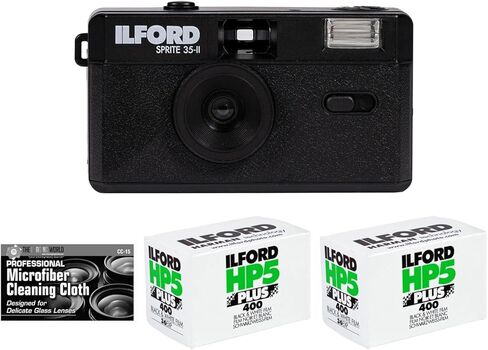 مجموعة من كاميرا Ilford Sprite 35-II القابلة لإعادة الاستخدام/إعادة التحميل مقاس 35 مم (أسود) مع لفتين من فيلم HP5 وقماش in Kuwait