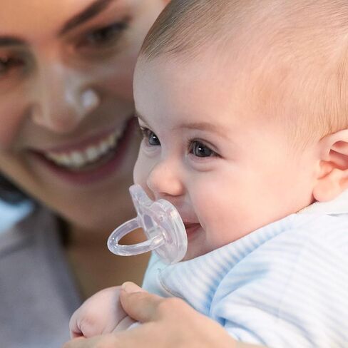 لهاية تشيكو فيسيوفورما 100% من السيليكون الناعم للأطفال من عمر 0 ​​إلى 6 أشهر | خالية من مادة BPA واللاتكس | حالة قابلة لإعادة الاستخدام | أزرق/أخضر، قطعتان in Kuwait