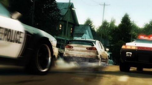 Need for Speed: Undercover - Sony PSP (متجدد) in Saudi Arabia