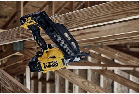 Dewalt DCN920B 20V MAX جهاز تثبيت المسامير البلاستيكي اللاسلكي بدون فرش 21 درجة ليثيوم أيون (الأداة فقط) in Saudi Arabia