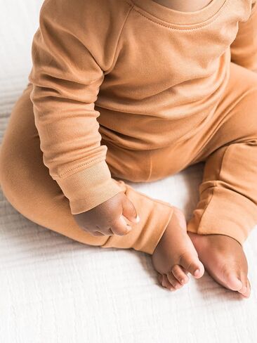 طقم هودي وبنطال رياضي مكون من قطعتين من كولور أورجانيكس - زنجبيل - 3-6 أشهر in Kuwait