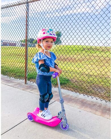 Razor Jr. Folding Kiddie Kick Scooter in Kuwait