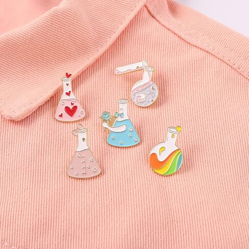 المينا دبوس دبابيس لحقائب الظهر مختبر قارورة اختبار أنبوب المينا دبوس لطيف Kawaii Erlenmeyer قارورة المينا دبابيس مجموعة للسترات الملابس حقيبة العلوم عاشق مختبر المينا دبابيس التلبيب شارة الكرتون عالم كوب المينا دبابيس الظهر in Kuwait