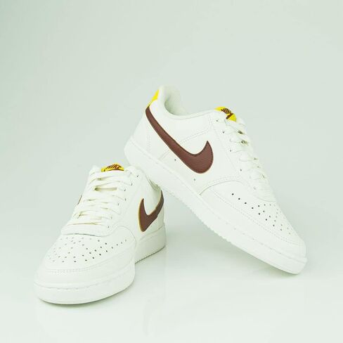 أحذية كرة السلة النسائية Nike Court Vision Low (نظام مقاسات الأحذية الأمريكية، للبالغين، للنساء، رقمي، متوسط، 9) in Saudi Arabia
