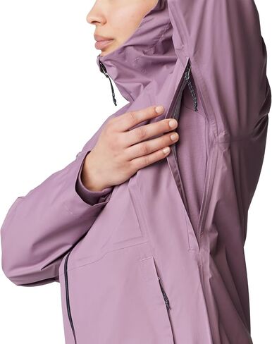 سترة عتبة نسائية من Mountain Hardwear in Saudi Arabia