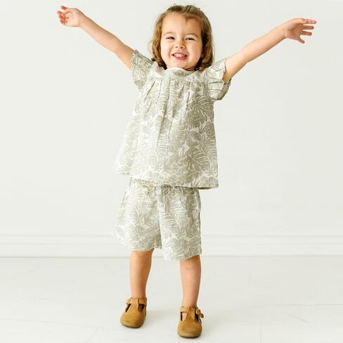 MakeMake Organics GOTS Certified Organic Cotton Baby Kids Toddler Girl Top and Short Outfit Set in Saudi Arabia