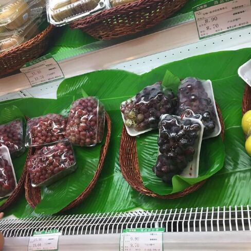 10Pcs Fake Banana Leaves,BananaLeaf Plates ,Tropical Artificial Banana Leaves, Used as Table Decorations for Table Runners Tropical Decorations,Kitchen & Dining in Place Mats (Green, Extra large) in Kuwait