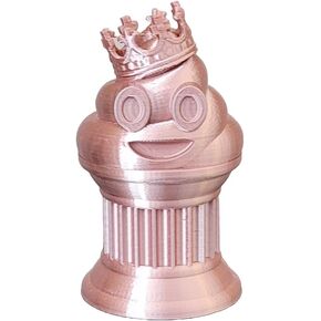 Znet3D King Jr. Poop Emoji Trophy - جائزة ممتعة وهدية - مصنوعة يدويًا مع تصنيع إضافي - بطول 4 بوصات - تتميز برموز تعبيرية صلبة مع تاج، مؤمنة على عمود عمود (ذهبي حريري)