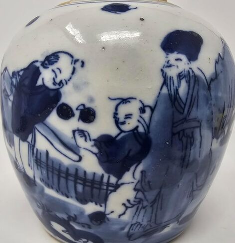 Festcool Antique Style Blue and White Porcelain Ceramic Covered Jar Vase, China Ming Style, Jingdezhen Chinese (S2) (Blue Bird) Blue Swan Small classic in Saudi Arabia