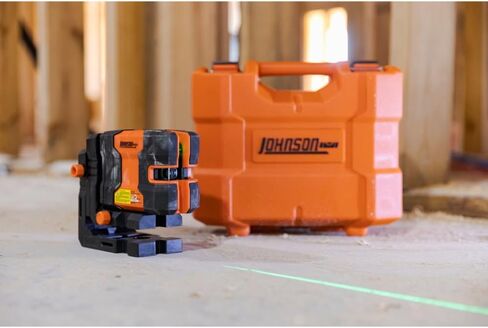 جهاز قياس مستوى الليزر من جونسون Level & Tool JLD300-GN2D، خط متقاطع ذاتي التسوية وليزر بنقطتين مع تقنية GreenBrite®، قاعدة مغناطيسية، حقيبة حمل ذات غلاف صلب، بطارية ليثيوم أيون، هدف مغناطيسي in Kuwait