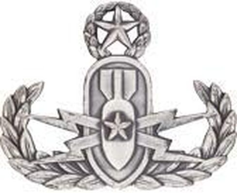 MEDALS OF AMERICA EST. 1976 Master Explosive Ordnance Disposal EOD Silver Oxide in Saudi Arabia