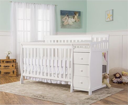 سرير أطفال برودي 5 في 1 قابل للتحويل من Dream On Me باللون الأبيض مع مبدل وأدراج واسعة وطاولة تغيير قابلة للفصل ووسادة تغيير مقاس 1 بوصة in Kuwait