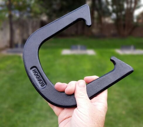 حدوات Gordon Professional Pitching Horseshoes - معتمدة من NHPA للعب في البطولات - هيكل مزخرف بالسقوط - زوج واحد (حذاءان) - وزن متوسط in Saudi Arabia