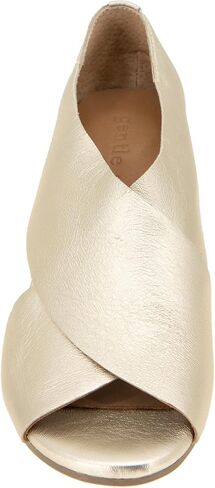 Gentle Souls by Kenneth Cole Women's Yvette Pump in Saudi Arabia