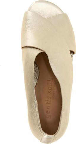 Gentle Souls by Kenneth Cole Women's Yvette Pump in Saudi Arabia