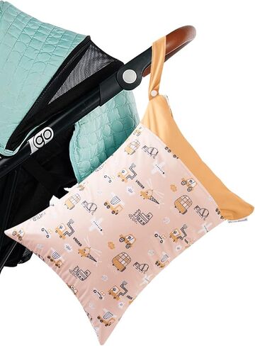 قطعتان من أكياس الحفاضات القماشية الرطبة والجافة مقاومة للماء وقابلة لإعادة الاستخدام مع جيبين بسحّاب، للسفر على الشاطئ وحمام السباحة والرعاية النهارية ومستلزمات الأطفال المتسخة وحقيبة اليوغا وصالة الألعاب الرياضية لملابس السباحة أو الملابس الرطبة (قوس قز in Kuwait