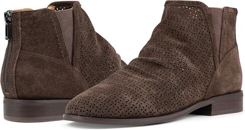 حذاء كونسيتا نسائي من الجلد السويدي المثقوب للكاحل من NYDJ in Kuwait