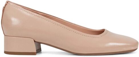 Easy Spirit Women's Jain Pump in Saudi Arabia