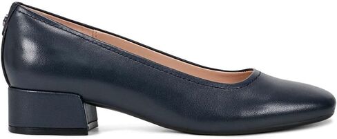 Easy Spirit Women's Jain Pump in Saudi Arabia