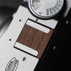 Wood Camera Hot Shoe Cover compatible with Fuji Xpro 3 X-Pro2 Xpro1 X100V X100F X100T X100S X100 X-E3 X-E2 X-E1 XT4 XT3 XT2 XT1 X30 X20 X10 XT30 X-T20 (Black sandalwood)