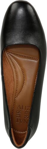 Naturalizer Women's Kelly Ballet Flats in Saudi Arabia