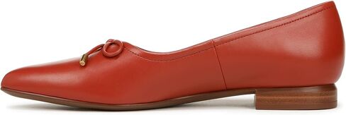 Naturalizer Womens Joiner Pointed Toe Ballet Flat in Saudi Arabia