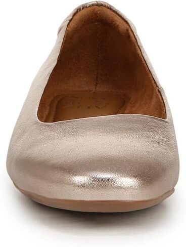 Naturalizer Women's Kelly Ballet Flats in Saudi Arabia