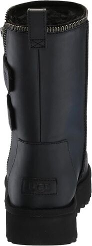 حذاء UGG الكلاسيكي القصير للسيدات in Saudi Arabia