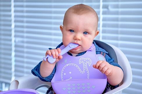 Baby Feeding Spoon, Silicone Training Spoon for Babies, BPA & Phthalate Free, 6 Month+ in Saudi Arabia
