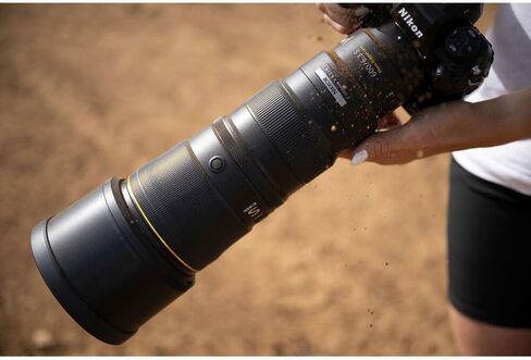 عدسة Nikon NIKKOR Z مقاس 600 مم وببؤرة f/6.3 VR S (20122) + طقم مرشح + حافظة للغطاء + طقم تنظيف (متجدد) in Saudi Arabia