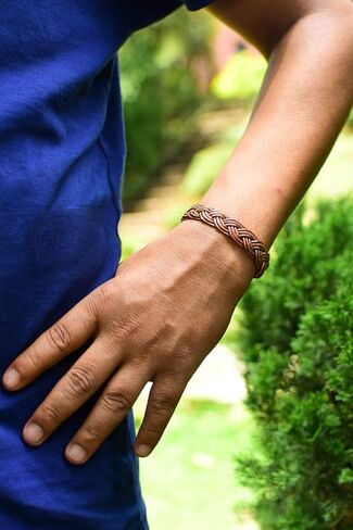 سوار نحاسي مصنوع يدويًا من نيبال in Kuwait