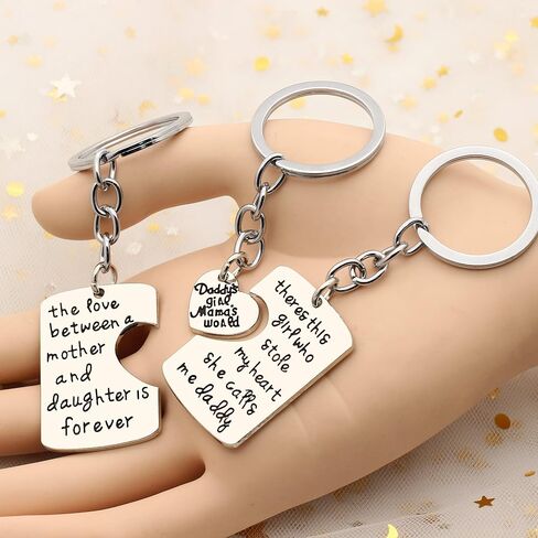 سلسلة مفاتيح عائلية للاب والام بعبارة «I Love You» مناسبة كهدية مجوهرات للابنة والاب والام، 3 قطع in Kuwait