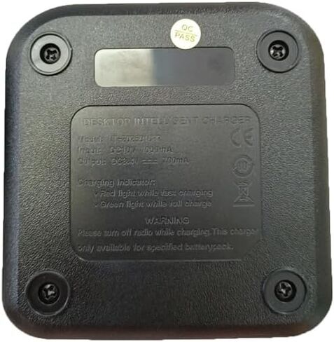 قاعدة شاحن DM-1701 مع محول أمريكي لسطح المكتب مع ضوء مؤشر لإخراج راديو DMRS ثنائي الاتجاه DC8.4V شحن بطارية جهاز الاتصال اللاسلكي in Saudi Arabia
