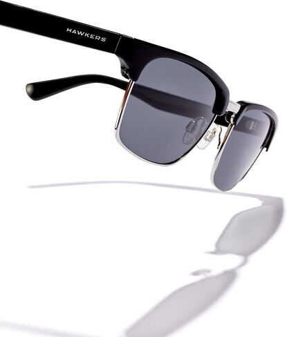 Hawkers Classic Valmont - نظارات شمسية مستقطبة للرجال والنساء - نظارات شمسية للنساء والرجال - حماية 100% من الأشعة فوق البنفسجية 400 in Saudi Arabia